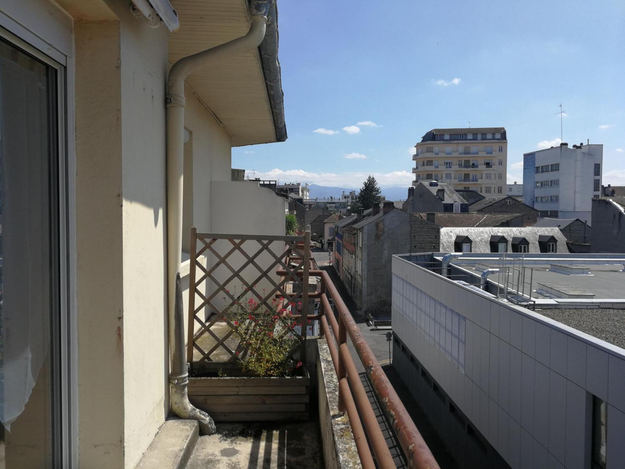 Appartement T4 NEUF et LUMINEUX avec Balcon - 3ème étage sans ascenseur Tarbes Exterior foto