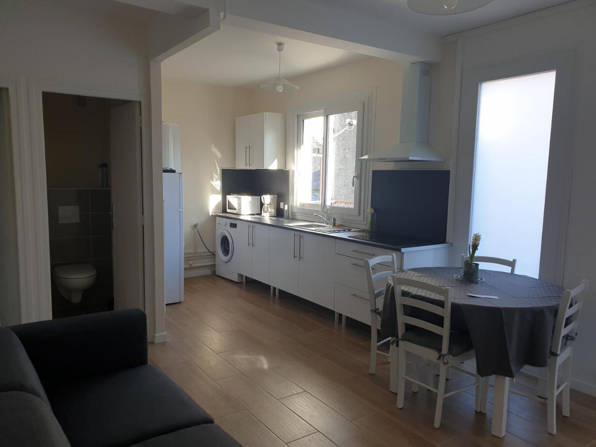 Appartement T4 NEUF et LUMINEUX avec Balcon - 3ème étage sans ascenseur Tarbes Exterior foto